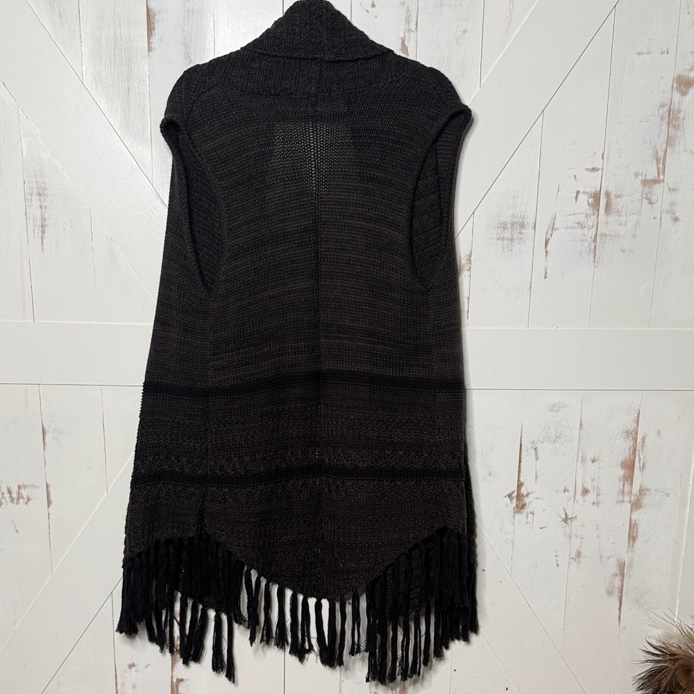 Revolve Sanctuary Charcoal Knit Fringe Vest - Picture 6 of 7